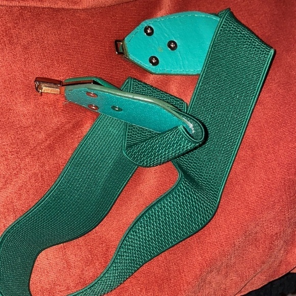 Vintage green elastic bow  belt - Picture 10 of 11